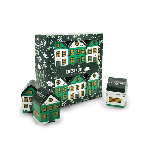 G422 - Deluxe Treat Village